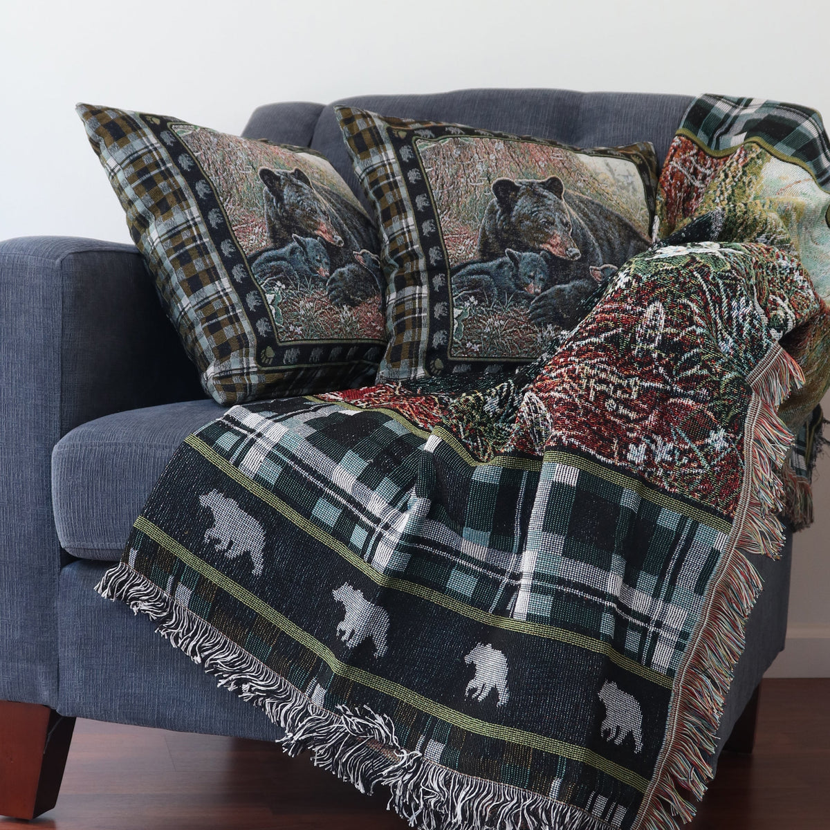 Tapestry Pillow 18in 2pk-Bear