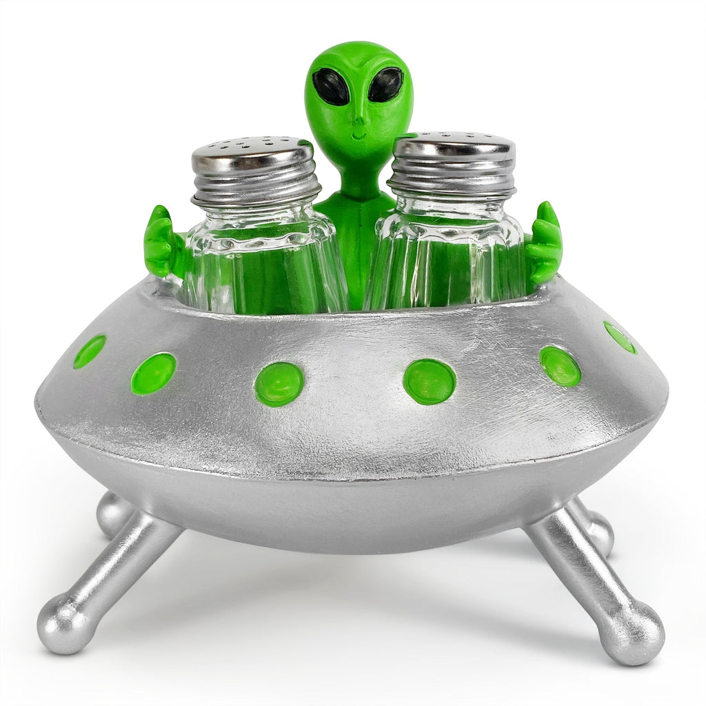 Salt and Pepper Shakers-Aliens