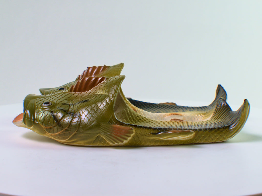 Fish Sandal-Bass Adult Small